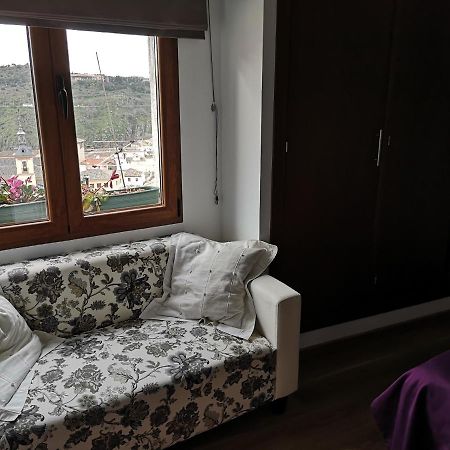 Apartamento Prana Junto Al Alcazar Toledo Exterior photo