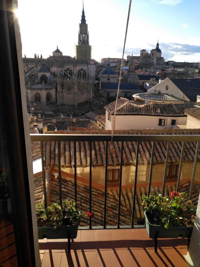 Apartamento Prana Junto Al Alcazar Toledo Exterior photo